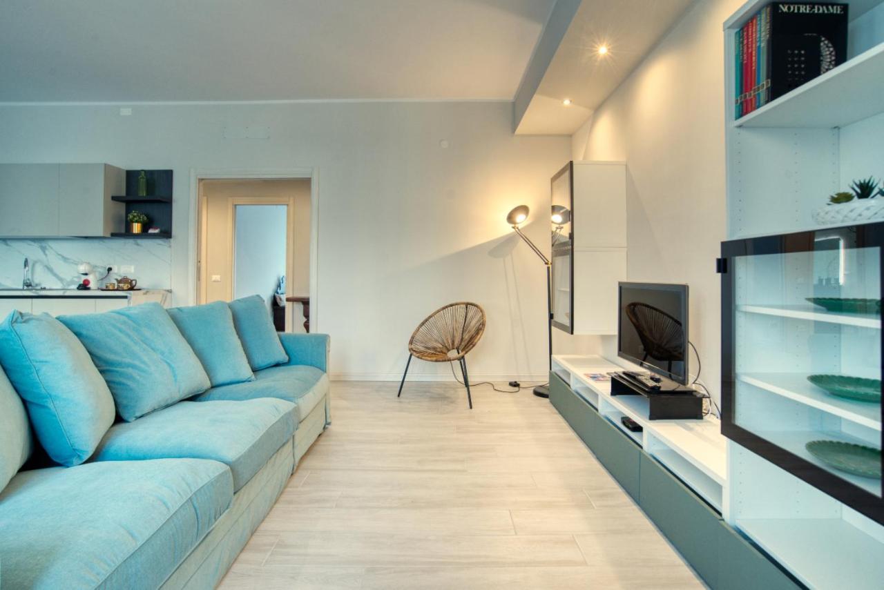 Caseospitali - Casa Janas, Elegante Trilocale Per 5 In Zona Centrale ミラノ エクステリア 写真